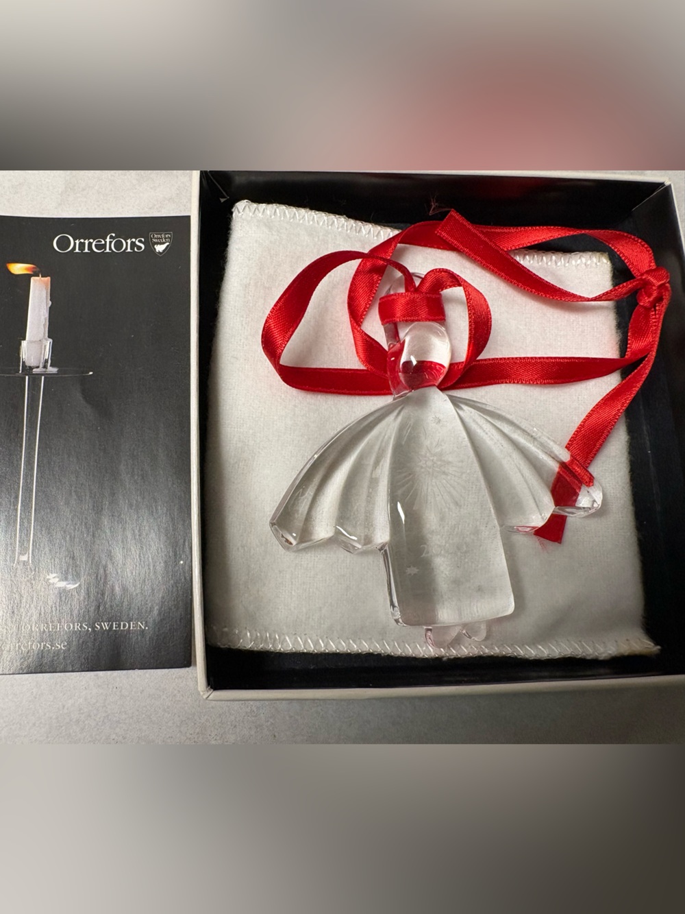 Orrefors Kostaboda Clear Crystal Glass 2000 Angel Ornament Star with Red Ribbon